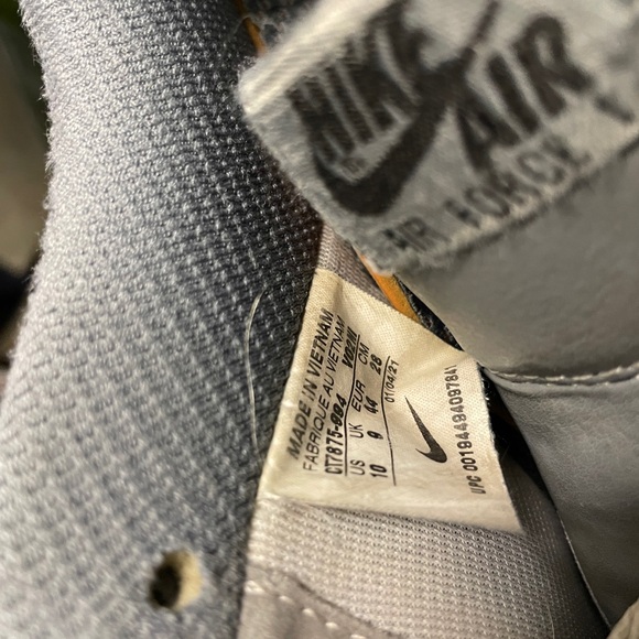 Men’s Nike airforce 1 Gray and white size 10 worn - Picture 11 of 12